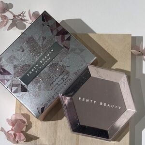 FENTI BEAUTY by Rihanna HIGHLIGHTER